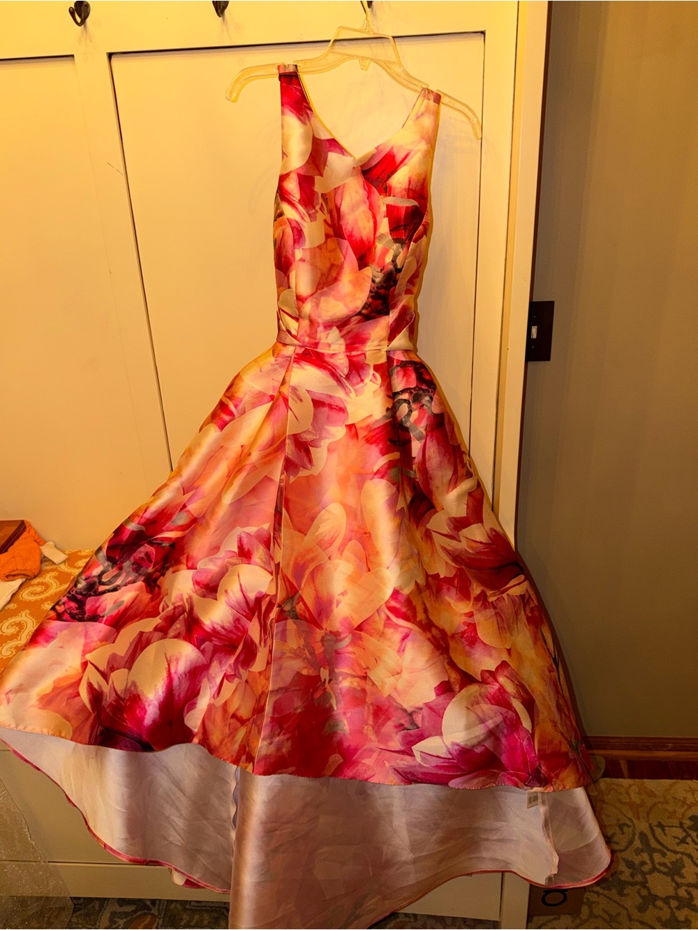 Womens Floral Fit-and-Flare Dress in Pink and Cream
